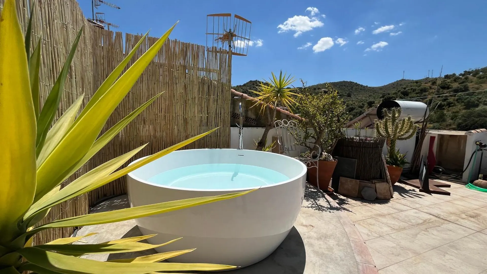 La Bermeja, Alojamiento Completo, Terraza Con Banera Y Vistas Panoramicas Casabermeja